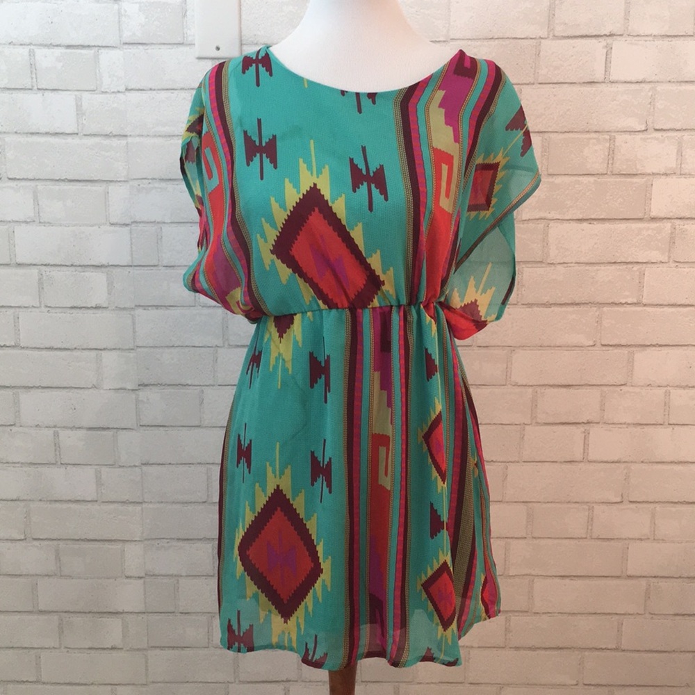 Flutter sleeve dress